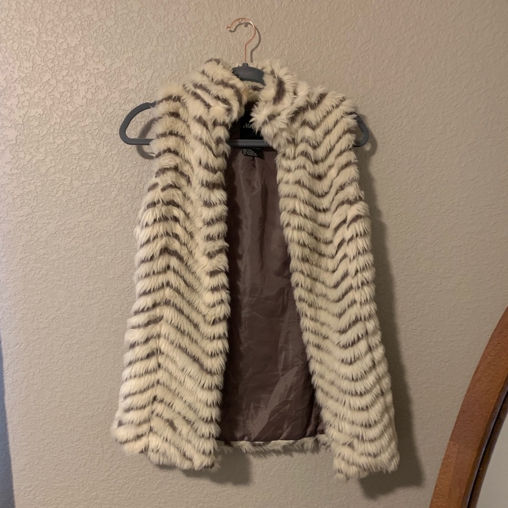 Furr Vest with Pockets